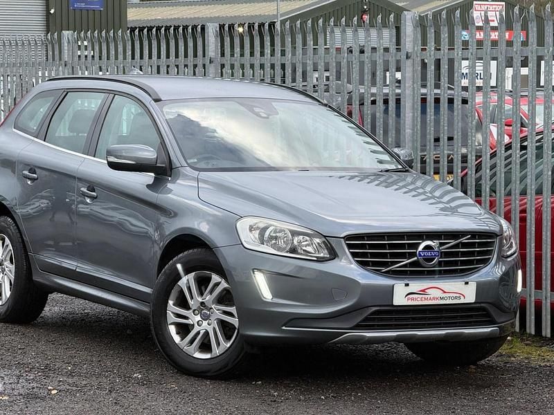 Usado Volvo XC60 SE 190 HP (139 kW) 2016 Cinzento SUV