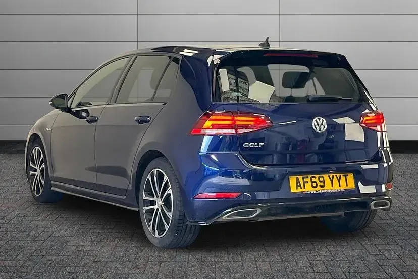 Used VW Golf VII R-line 148 HP (108 kW) 2019 Blue Hatchback
