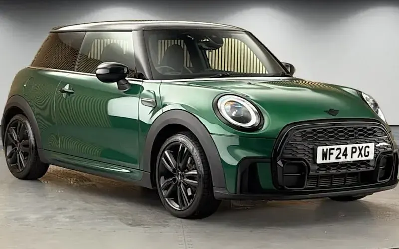 Usado Mini Cooper Hatch 136 CV (100 kW) 2023 Utilitario
