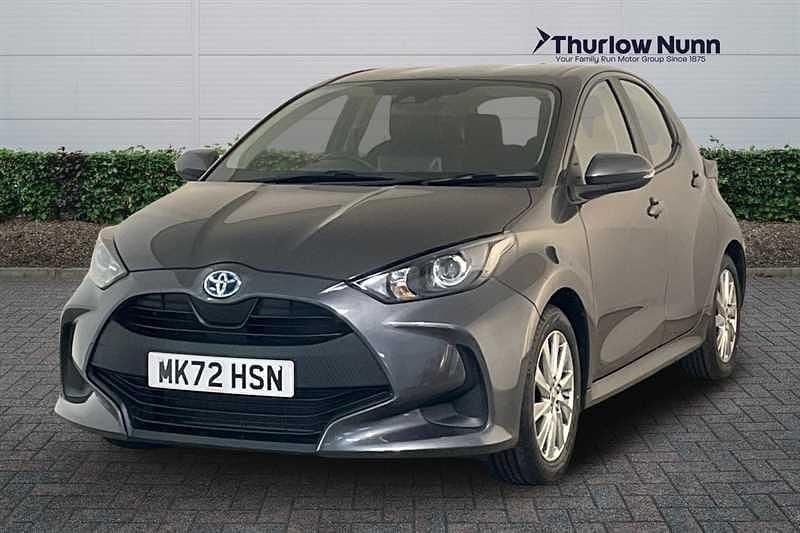 Used Toyota Yaris Hybrid 116 HP (85 kW) 2022 Grey Hatchback