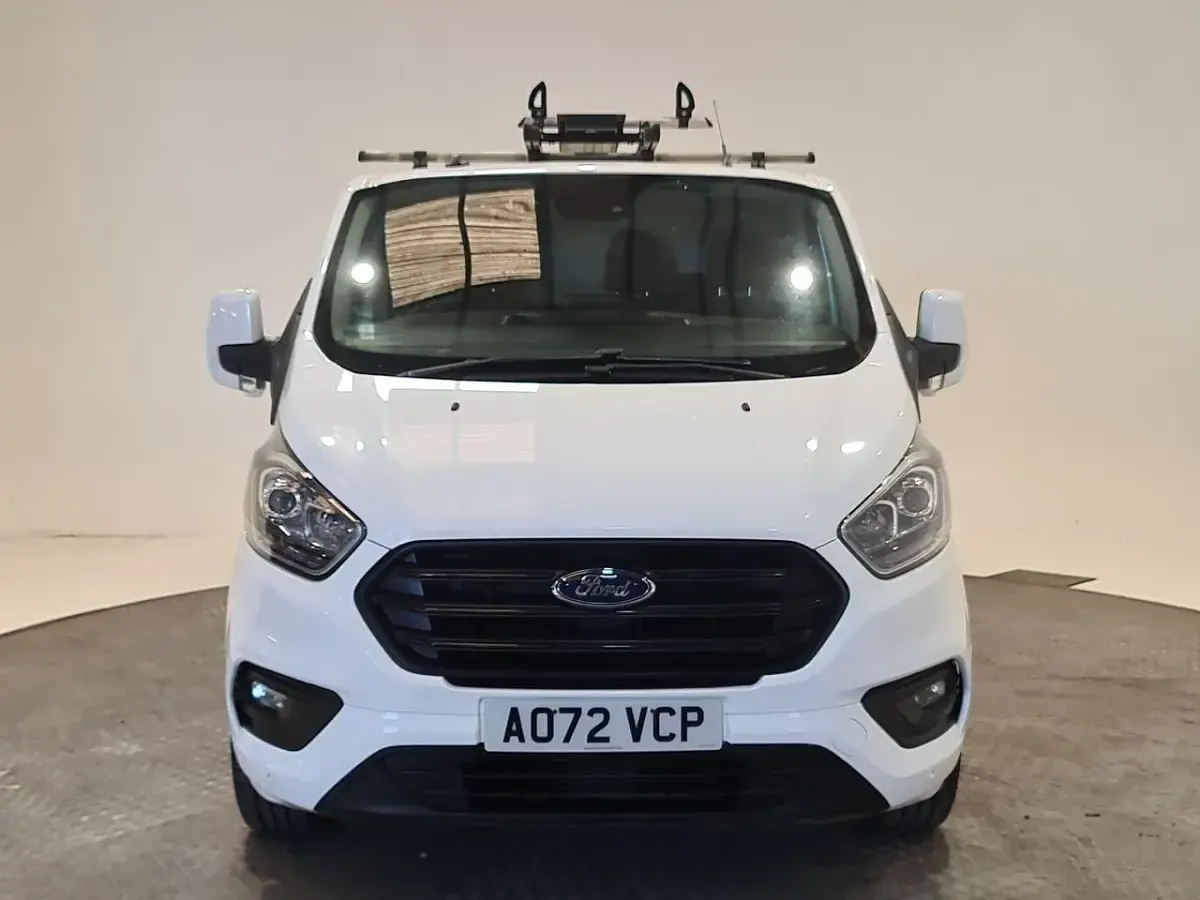 Used Ford Transit Custom Trend 105 HP (77 kW) 2023 White Van