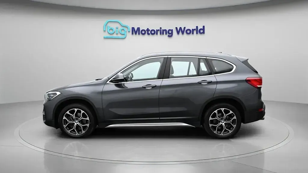 Usado BMW X1 xLine 178 CV (130 kW) 2022 Gris SUV