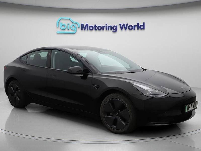Black Used 2021 Tesla Model 3 Standard Range Plus Sedan | £15,000 (A bit pricey) - Image 1/4