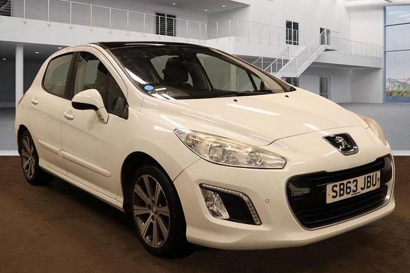 Used Peugeot 308 Active 2013 White Hatchback