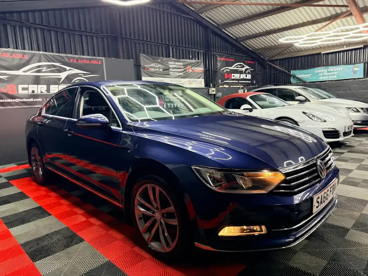 Used VW Passat GT 190 HP (139 kW) 2016 Blue Sedan