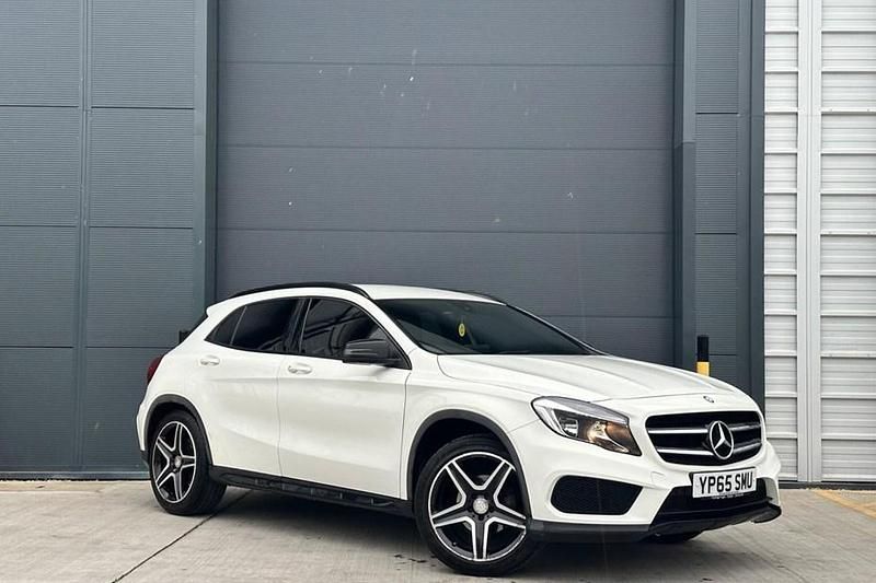 Used Mercedes GLA200 AMG line 2015 White SUV