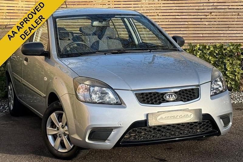 Used Kia Rio 95 HP (69 kW) 2010