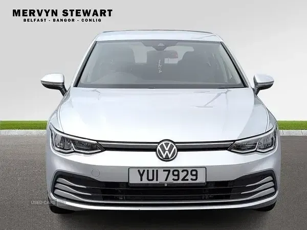 Used VW Golf VIII Life 110 HP (80 kW) 2023 Silver Hatchback