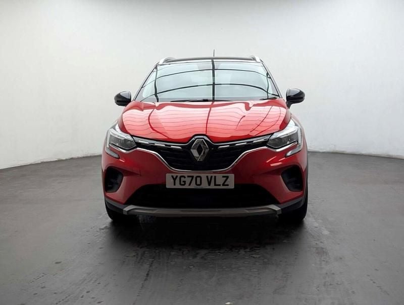 Second-hand Renault Captur Iconic 101 CP (74 kW) 2020 Roșu SUV