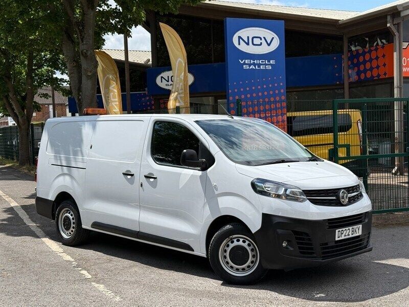 White Used 2022 Vauxhall Vivaro Van | £12,990 (Good price) - Image 1/3