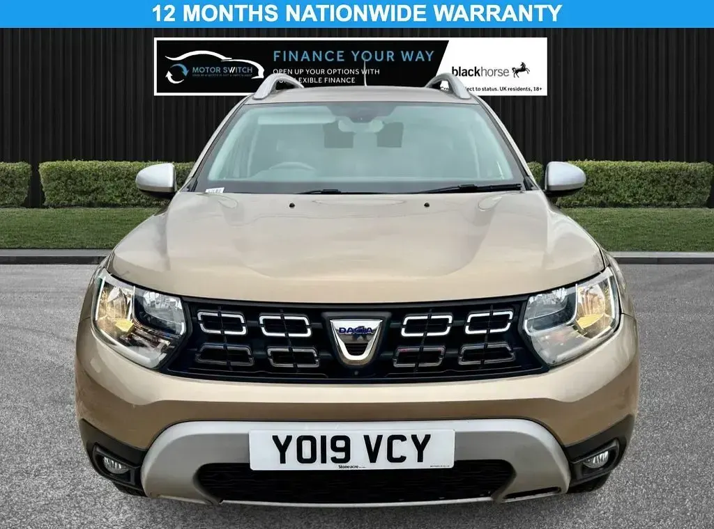 Used Dacia Duster Prestige 115 HP (84 kW) 2019 Beige SUV