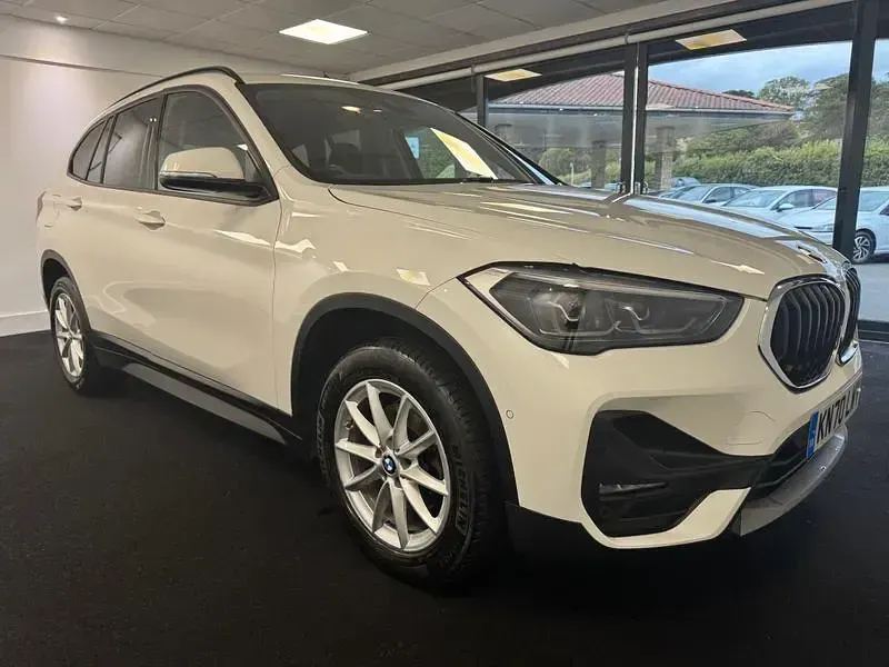 Used BMW X1 Comfort Edition 140 HP (102 kW) 2020 White SUV