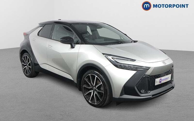 Used 2025 Toyota C-HR Sport SUV | £31,299 (Fair price) - Image 1/4