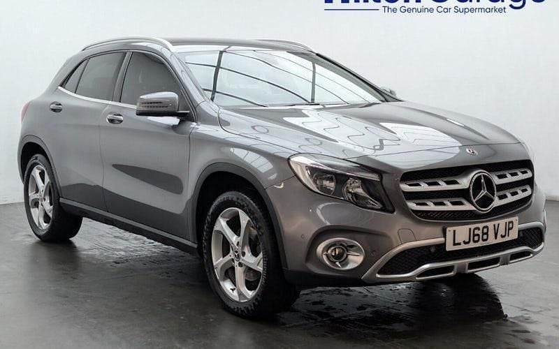 Used 2019 Mercedes 200 Executive Hatchback | £13,150 (Good price) - Image 1/4