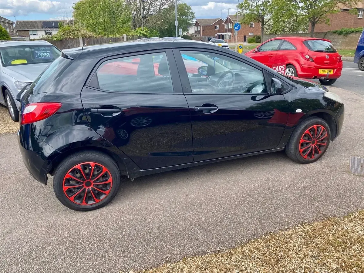 Used Mazda 2 2010 Black Hatchback