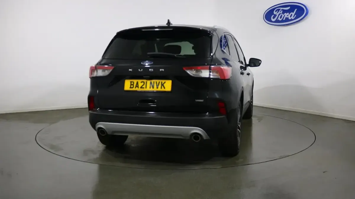 Used Ford Kuga Titanium 225 HP (165 kW) 2021 Black SUV