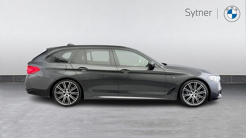 Used BMW 540 M Sport 335 HP (246 kW) 2019 Grey Estate