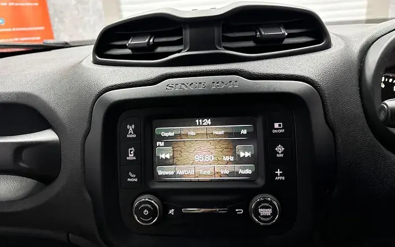 Used Jeep Renegade Longitude 170 HP (125 kW) 2016 Black SUV
