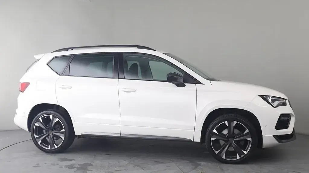 Used Cupra Ateca 150 HP (110 kW) 2023 White SUV