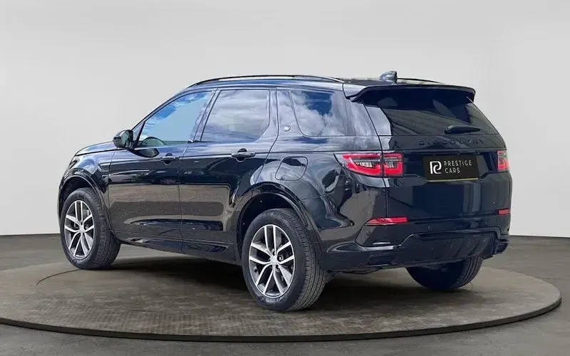 Used Land Rover Discovery 5 SE Dynamic 309 HP (227 kW) 2024 SUV