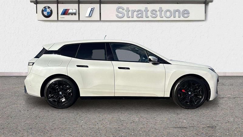 New BMW iX M Sport 295 kW (402 HP) 2025 White SUV