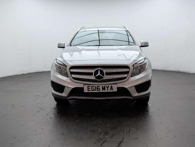 Used Mercedes GLA200 AMG line 136 HP (100 kW) 2016 Silver SUV