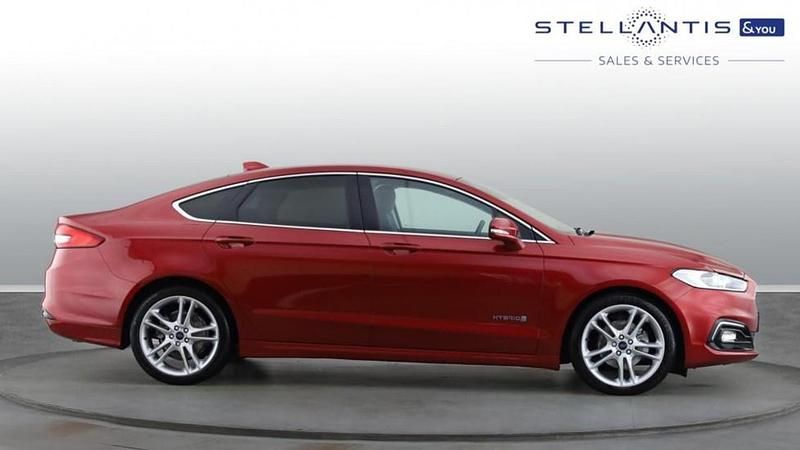 Red Used 2020 Ford Mondeo Titanium Sedan | £17,058 (A bit pricey) - Image 1/4