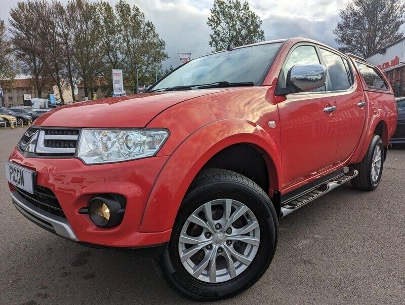 Red Used 2015 Mitsubishi Challenger SUV | £12,995 - Image 1/4