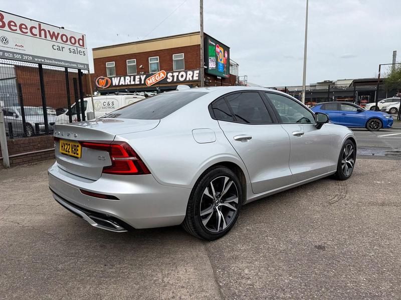 Used Volvo S60 R-Design 250 HP (183 kW) 2022 Silver Sedan