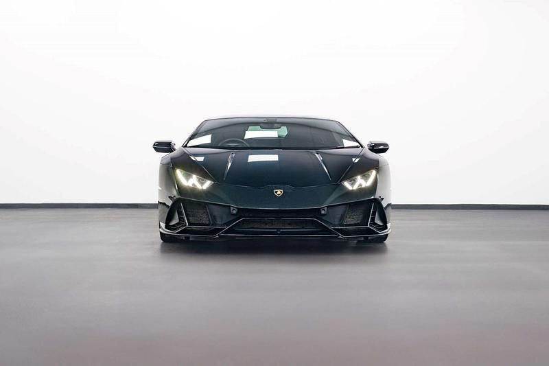 Used Lamborghini Huracán 640 HP (470 kW) 2020 White Coupe