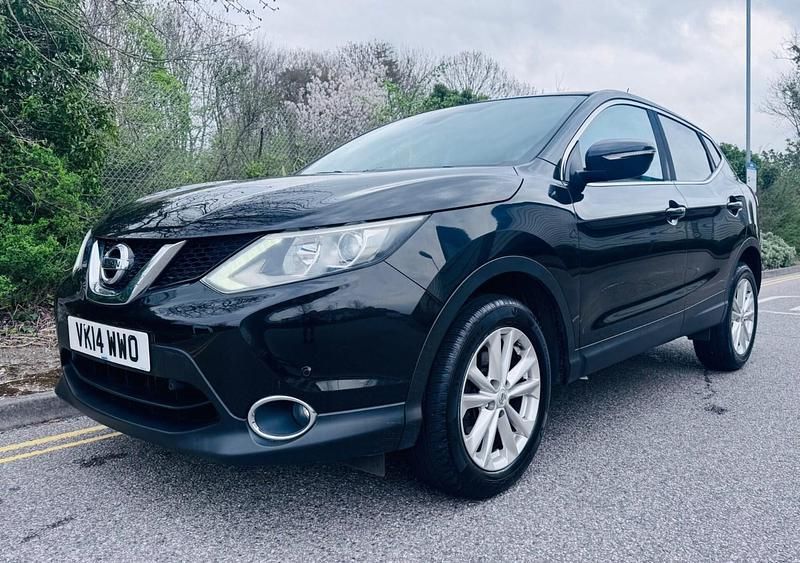 Used Nissan Qashqai Acenta Premium 115 HP (84 kW) 2014 Black SUV