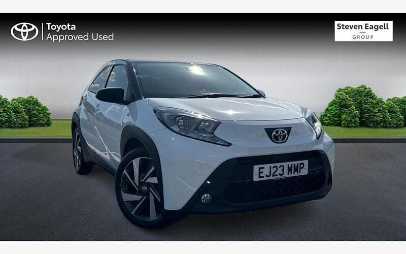 Used 2025 Toyota Aygo X SUV | £16,815 - Image 1/4