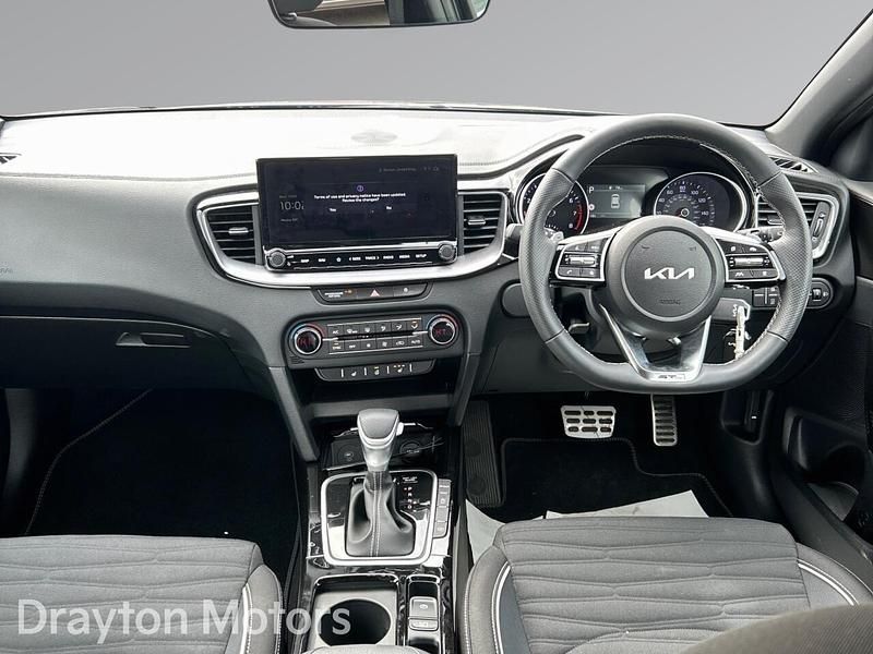 Used Kia Ceed GT GT-Line 138 HP (101 kW) 2025 Black Hatchback