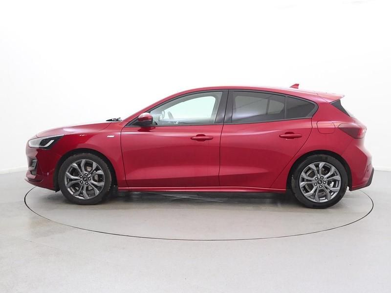 Used Ford Focus ST-Line 2023 Red Hatchback