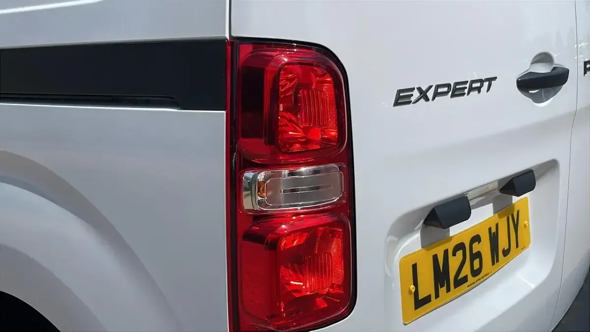 New Peugeot Expert S 118 HP (86 kW) 2026 White Van