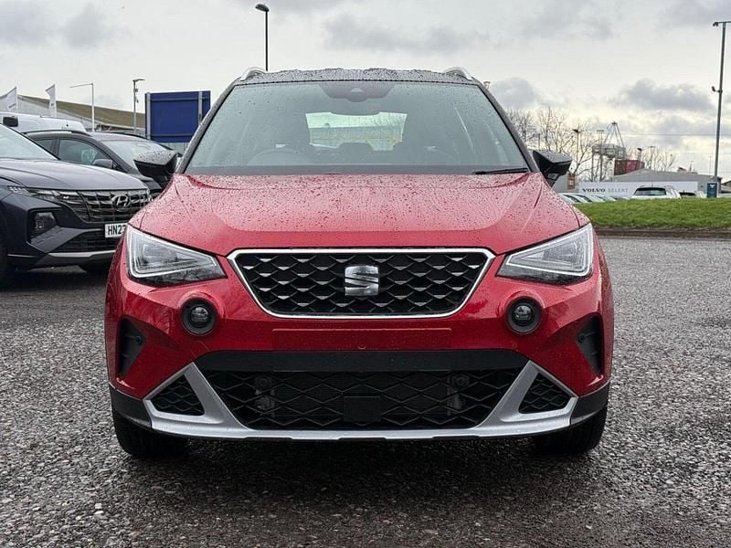 New Seat Arona Xperience Lux 2026 Desire red with black roof SUV