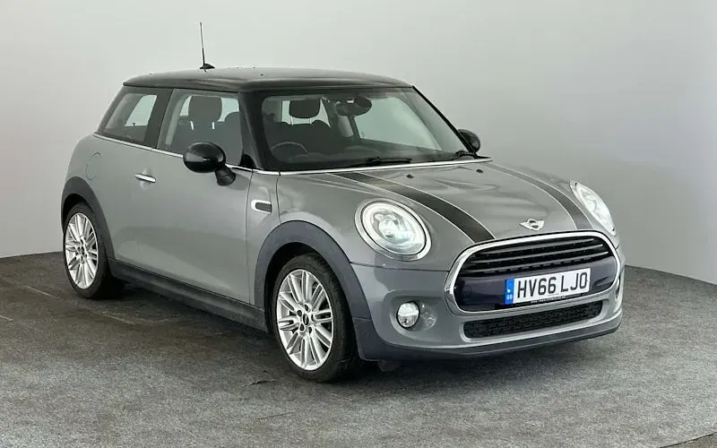 Used Mini Cooper Hatch 136 HP (100 kW) 2016 Hatchback