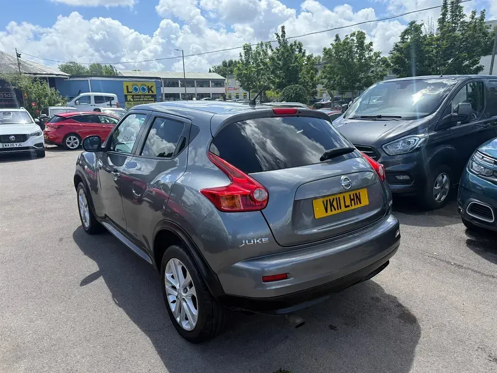 Used Nissan Juke Tekna 190 HP (139 kW) 2011 Grey SUV