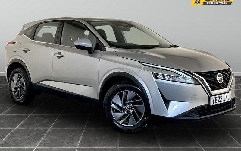 Silver Used 2022 Nissan Qashqai Acenta Premium SUV | £14,195 (Super price) - Image 1/2
