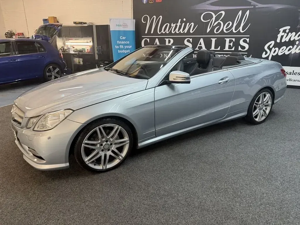 Usado Mercedes E250 2013 Prateado Cabrios