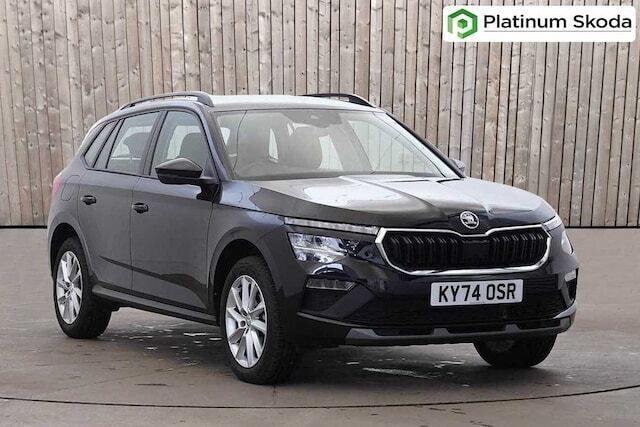 Black magic pearl effect Used 2024 Skoda Kamiq SE SUV | £19,850 (Good price) - Image 1/4