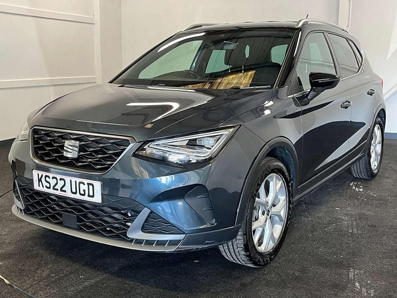 Grey Used 2022 Seat Arona FR SUV | £13,950 (Fair price) - Image 1/4