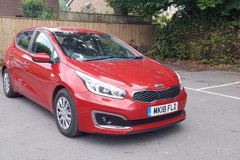 Red Used 2018 Kia Ceed 2 Hatchback | £4,395 (A bit pricey) - Image 1/1