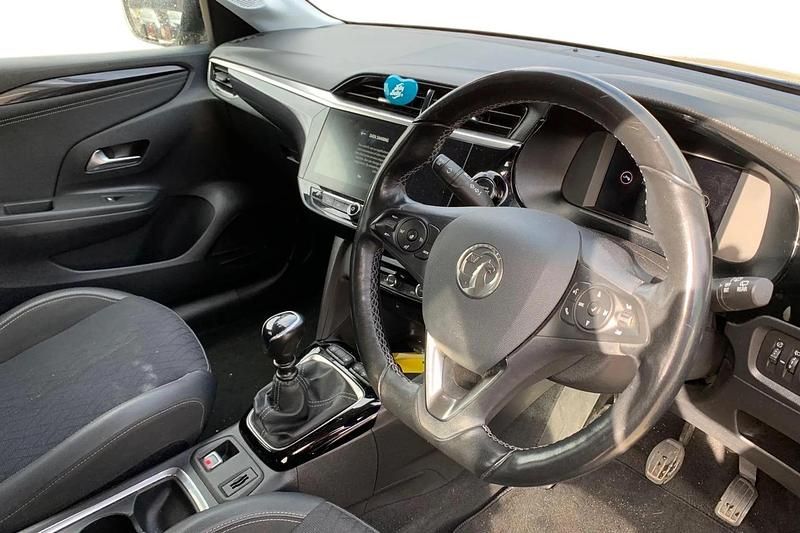 Used Vauxhall Corsa Elite 101 HP (74 kW) 2021 Blue Hatchback