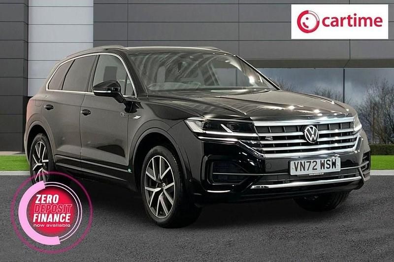 Black Used 2022 VW Touareg R-line SUV | £36,500 (Good price) - Image 1/4