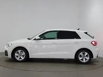 Used Audi A1 Design 95 HP (69 kW) 2022 White SUV