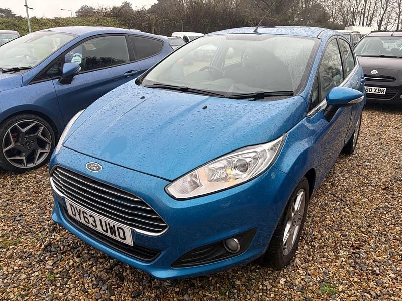 Used Ford Fiesta Zetec 2013 Blue Hatchback