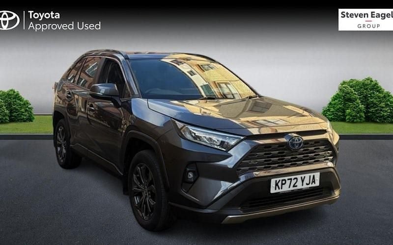 Usado Toyota RAV4 Design 218 HP (160 kW) 2025 SUV