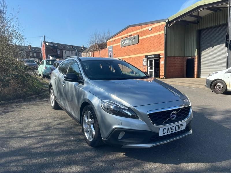 Used Volvo V40 2015 Silver Hatchback