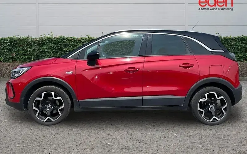 Used Vauxhall Crossland Ultimate 131 HP (96 kW) 2023 Red SUV